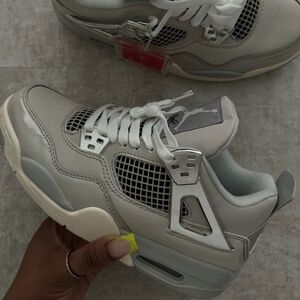 Jordan 4 Frozen Moments